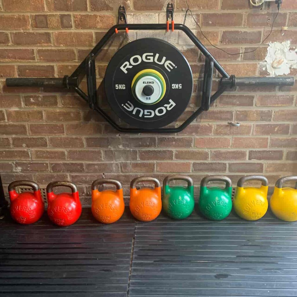 Egerton's Garage Gym - Weights