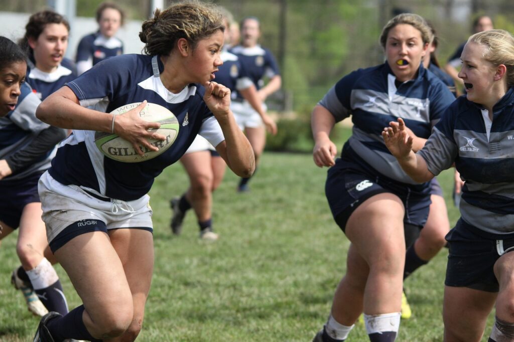 female rugby league players require a strength and conditioning program